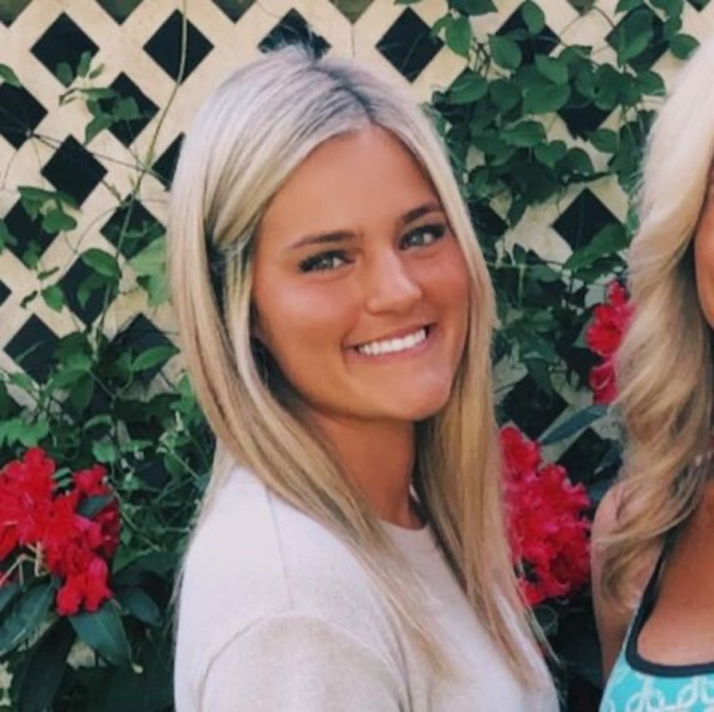 Meet your Posher, Abbi